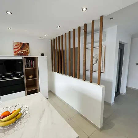 Villa Entre St Raphael, St Tropez A 200m Des Calanques